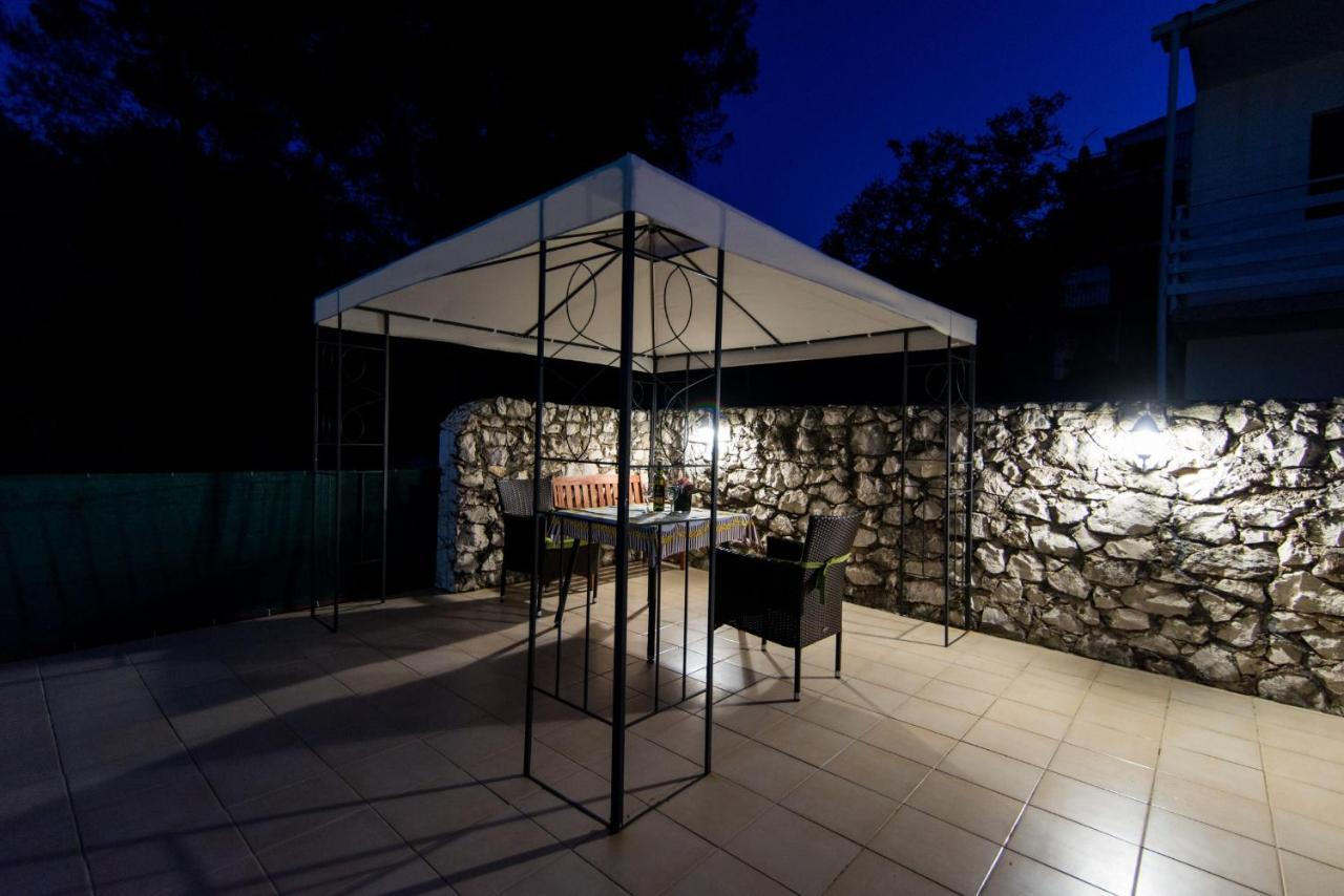 Holidays Apartments Slanada With Terrace And Sea View, Near The Beach & Town Trogir, Free Parking, Quiet Place On Peninsula Ciovo Exterior photo